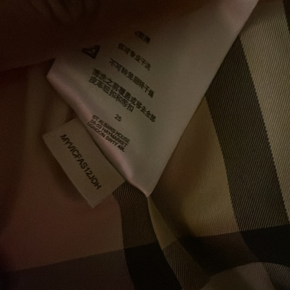 Authentic Burberry Jacket - image 3